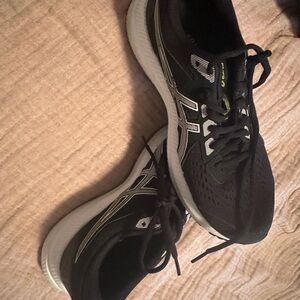 ASICS women’s black shoes